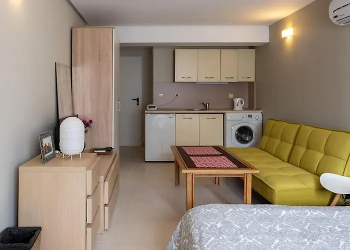 Treti Mart South Apartment